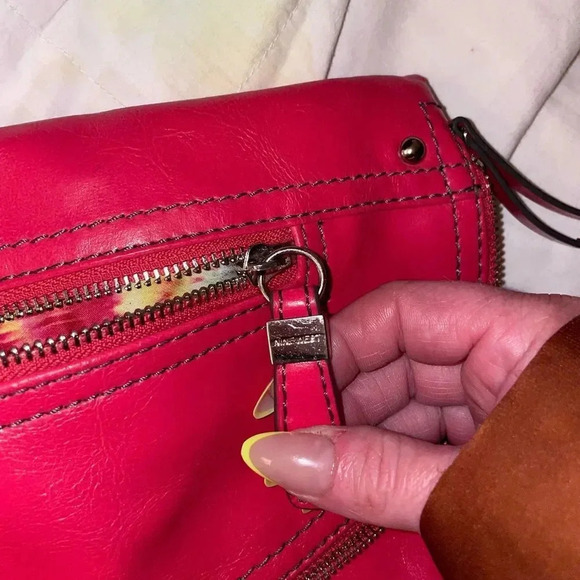 NINE WEST VERY PINK OVERSIZED LEATHER FOLD OVER CLUTCH PERFECT FOR SUMMER - Picture 10 of 13